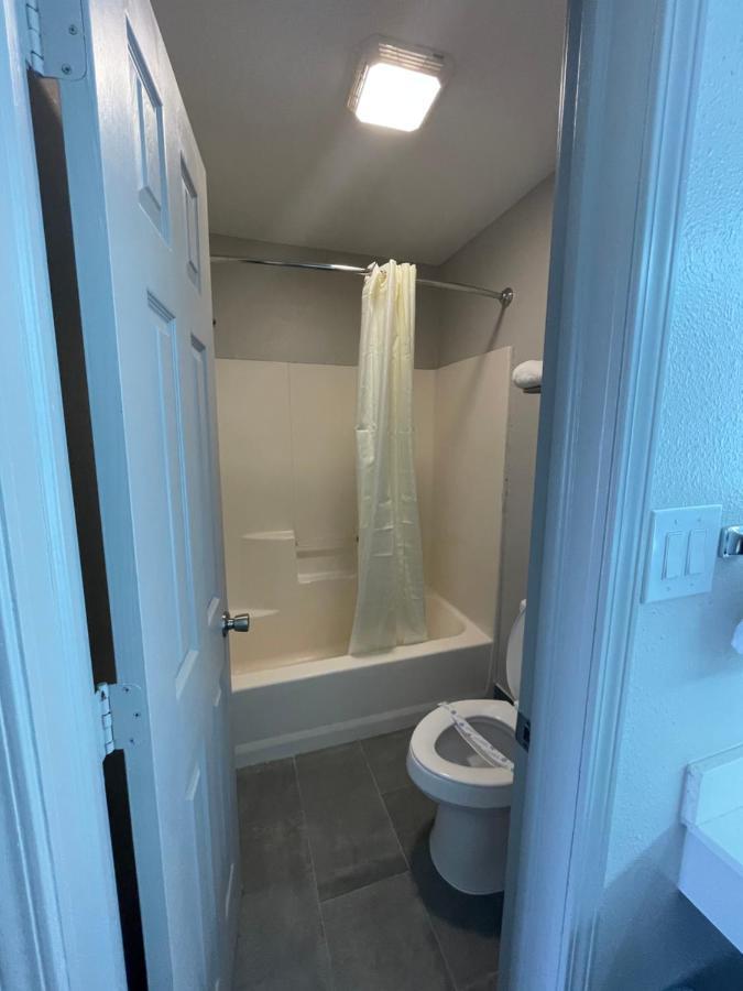 Americas Best Value Inn Muskogee Esterno foto