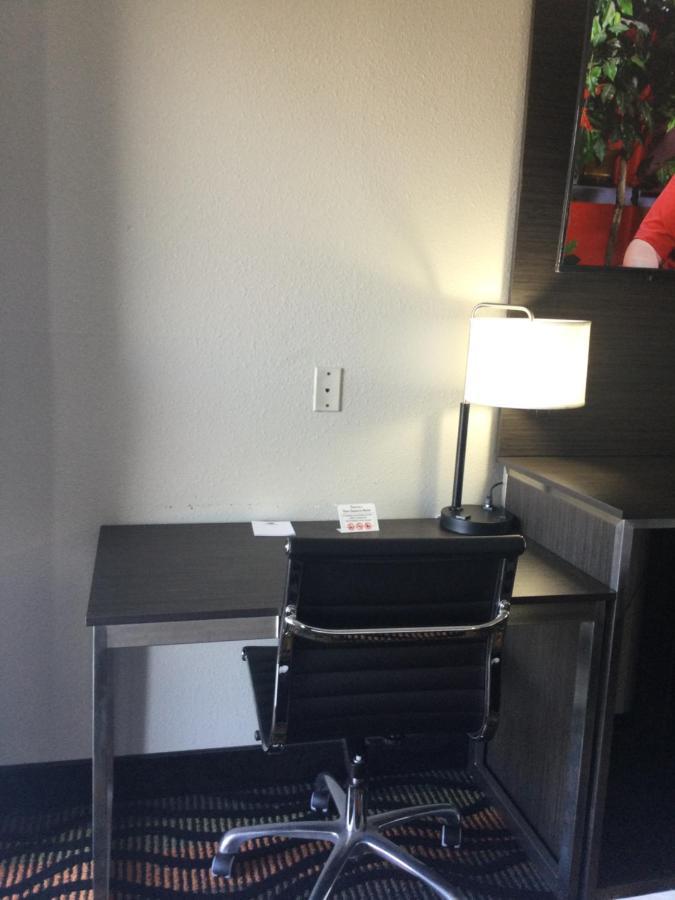 Americas Best Value Inn Muskogee Esterno foto
